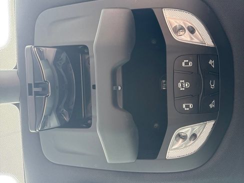 Used 2024 Chrysler Pacifica Touring-L w/ S Appearance Package FWD image 20