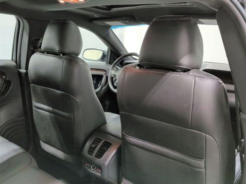 Used 2016 Ford Taurus Limited w/ Equipment Group 301A image 19