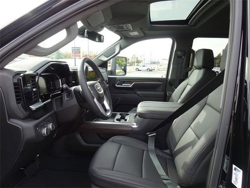 New 2026 GMC Sierra 2500 SLT w/ SLT Premium Package image 16