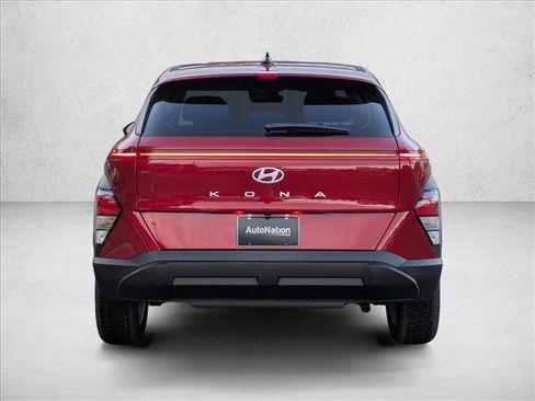 New 2026 Hyundai Kona SE image 8