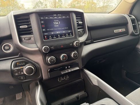 Used 2020 RAM 1500 Lone Star image 12