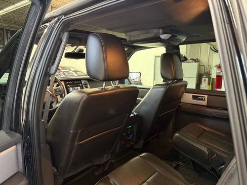 Used 2012 Ford Expedition EL Limited image 17