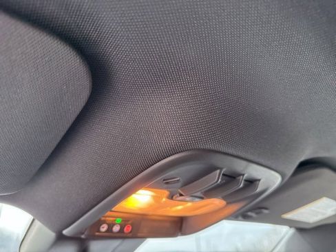 Used 2024 Chevrolet Colorado Z71 w/ Z71 Convenience Package 2 image 25