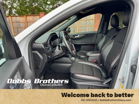 Used 2025 Ford Escape ST-Line FWD image 10