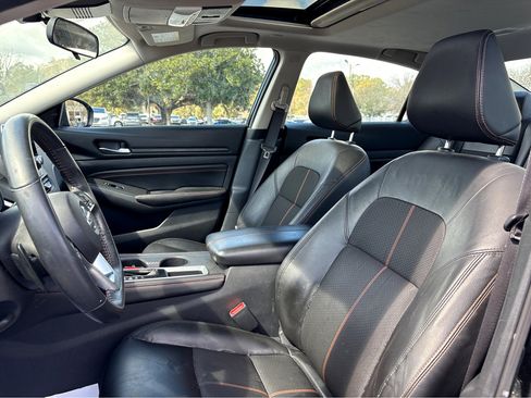Used 2022 Nissan Altima 2.0 SR image 19