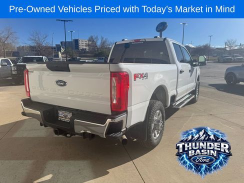 Used 2023 Ford F250 XLT w/ FX4 Off-Road Package AWD/4WD image 7