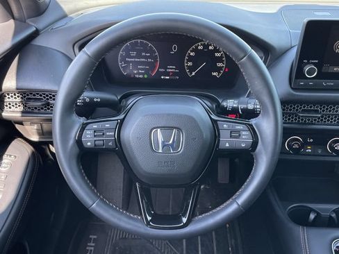 Used 2024 Honda HR-V Sport image 12