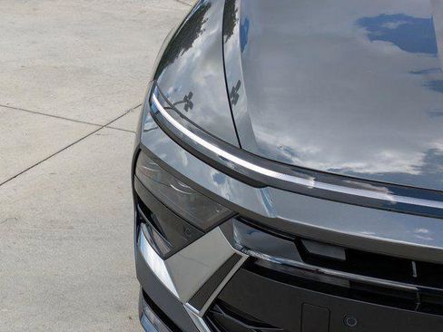 New 2025 Hyundai Sonata Limited image 7
