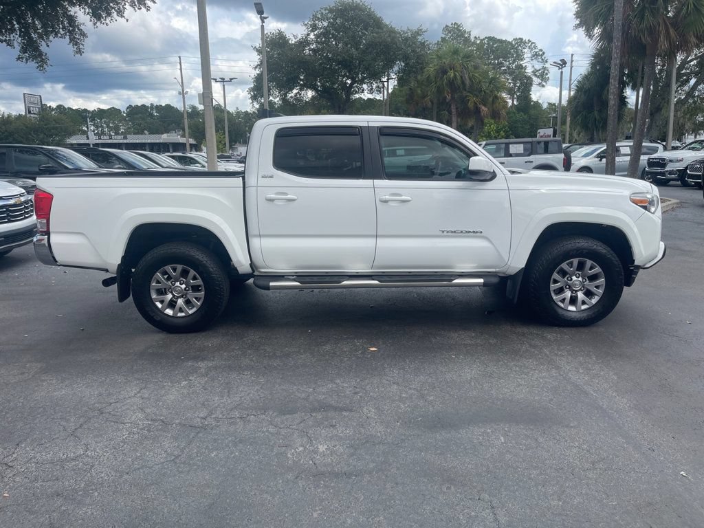 Used 2017 Toyota Tacoma SR5 w/ Tow Package RWD image 7