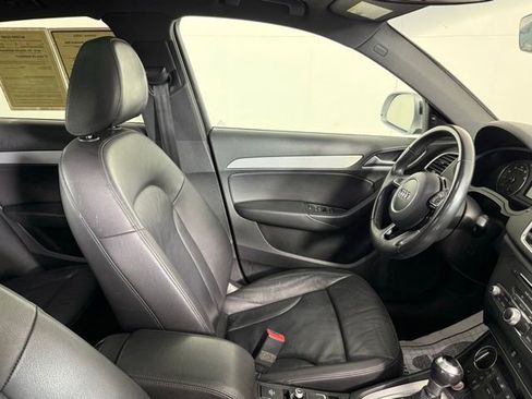 Used 2018 Audi Q3 2.0T Premium Plus w/ Premium Plus Package image 27