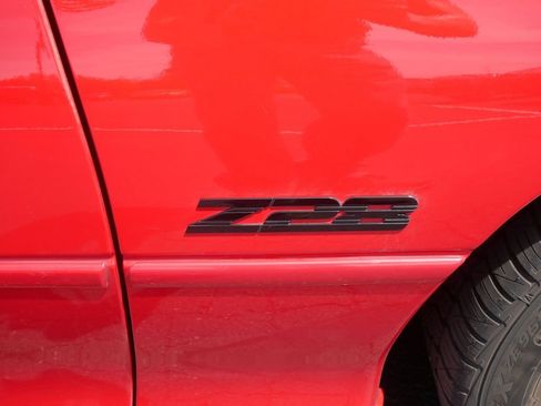 Used 1995 Chevrolet Camaro Z28 RWD image 10