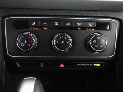 Used 2022 Volkswagen Atlas SE image 21