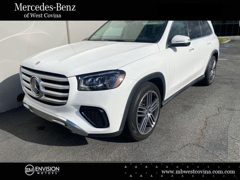 Used 2024 Mercedes-Benz GLS 450 4MATIC image 1