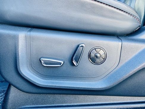 Used 2022 Ford F250 Platinum w/ FX4 Off-Road Package image 14