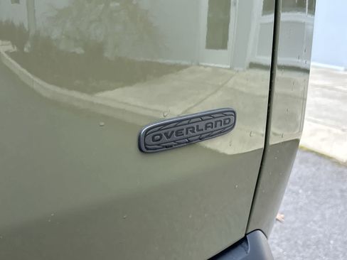 New 2026 Jeep Cherokee Overland image 4