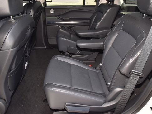 New 2025 Lincoln Navigator Reserve image 14