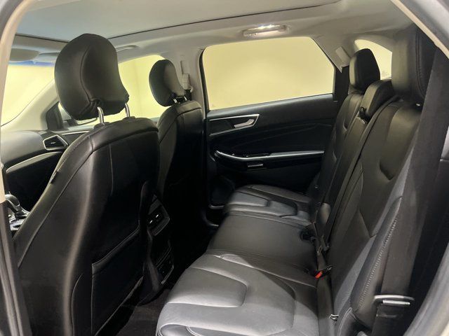 Used 2016 Ford Edge Titanium w/ Equipment Group 301A FWD image 24