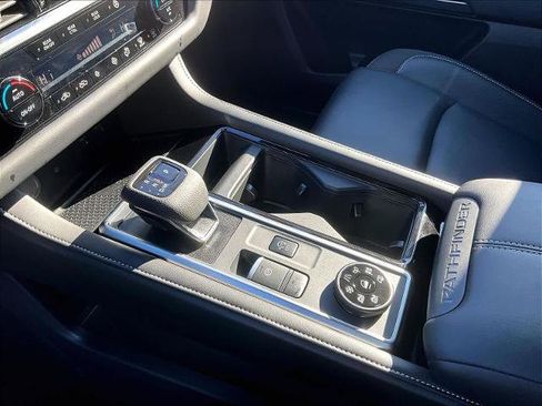 Certified 2025 Nissan Pathfinder SL w/ Cargo Package image 21