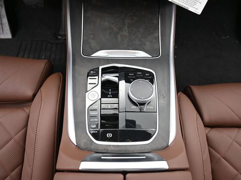 New 2026 BMW X5 xDrive40i AWD/4WD image 13