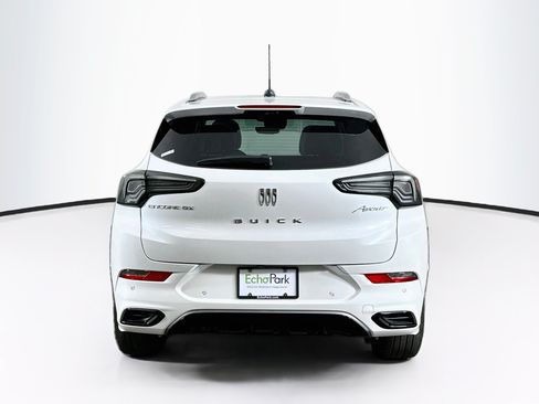 Used 2024 Buick Encore GX Avenir w/ Avenir Technology Package FWD image 7