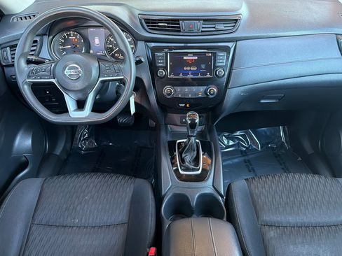 Used 2018 Nissan Rogue S FWD image 15