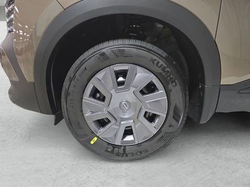 Used 2026 Nissan Kicks S FWD image 23