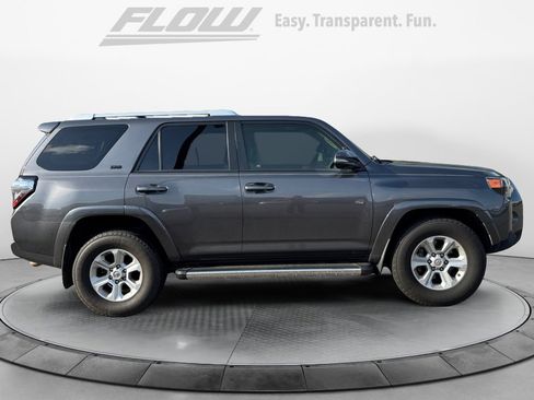 Used 2016 Toyota 4Runner SR5 Premium RWD image 8