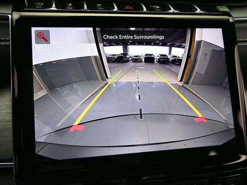 New 2025 Jeep Grand Cherokee L Overland image 12