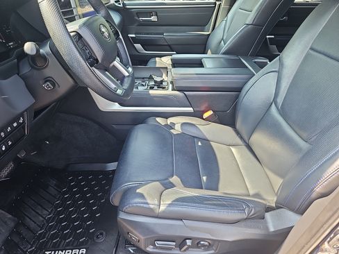 Used 2023 Toyota Tundra Platinum AWD/4WD image 17