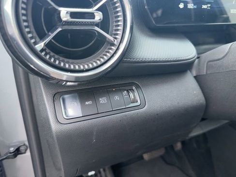 Used 2026 Chevrolet Equinox LT AWD/4WD image 35