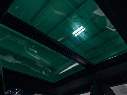 Used 2024 Lamborghini Urus Performante image 28