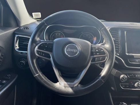 Used 2019 Jeep Cherokee Limited AWD/4WD image 12