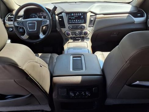 Used 2019 GMC Yukon XL Denali w/ Denali Ultimate Package AWD/4WD image 11