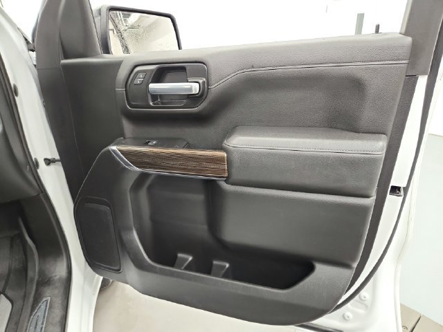 Used 2020 Chevrolet Silverado 1500 RST w/ True North Edition AWD/4WD image 30