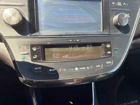Used 2016 Toyota Avalon XLE FWD image 14