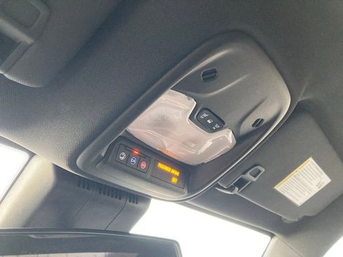 Used 2023 Chevrolet Colorado W/T image 25