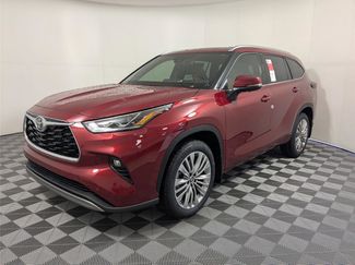 New 2026 Toyota Highlander Platinum video 2