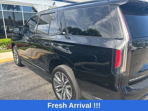 Used 2023 Cadillac Escalade Sport AWD/4WD image 5