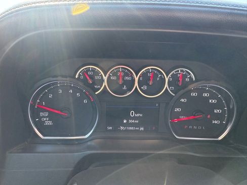 Used 2021 Chevrolet Silverado 1500 LTZ w/ Z71 Off-Road Package image 11