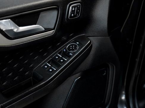 Used 2020 Ford Escape SEL image 42