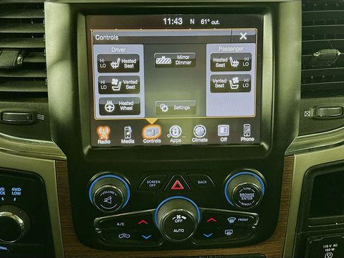 Used 2014 RAM 2500 Laramie image 22