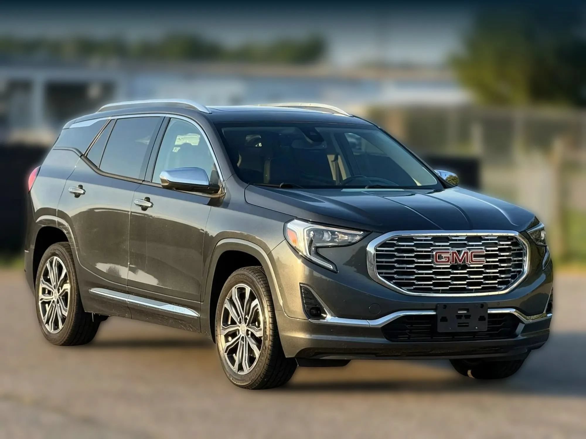 Used 2019 GMC Terrain Denali w/ Advanced Safety Package AWD/4WD image 1
