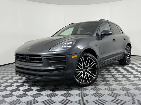 Certified 2026 Porsche Macan AWD/4WD image 1