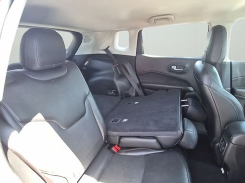 Used 2021 Jeep Compass Limited AWD/4WD image 11