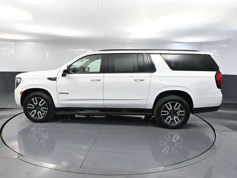 Used 2021 GMC Yukon XL AT4 AWD/4WD image 11