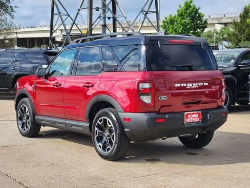 Used 2025 Ford Bronco Sport Outer Banks w/ Outer Banks Tech Package+ AWD/4WD image 4