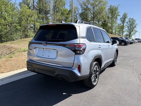New 2026 Subaru Forester Premium AWD/4WD image 9