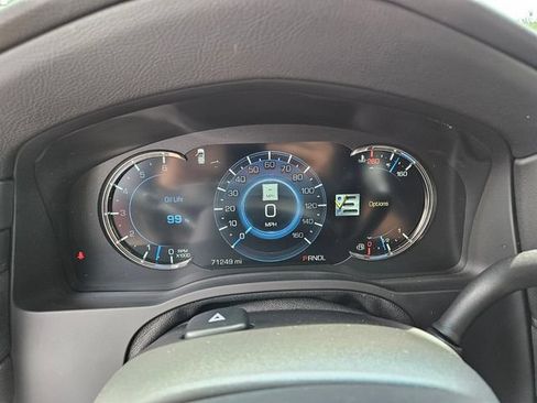 Used 2018 Cadillac Escalade Premium Luxury w/ LPO, Radiant Package AWD/4WD image 27