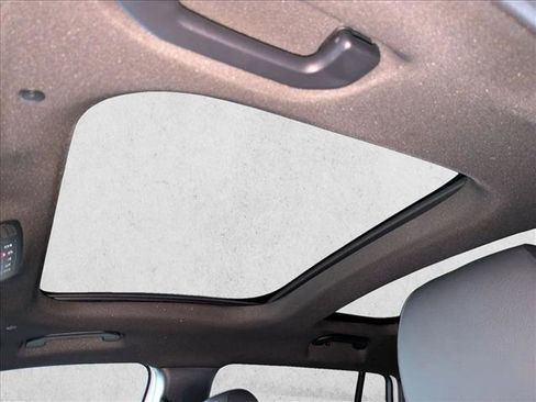 New 2026 Mercedes-Benz GLB 250 image 15
