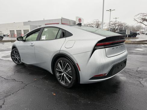 New 2026 Toyota Prius XLE image 6